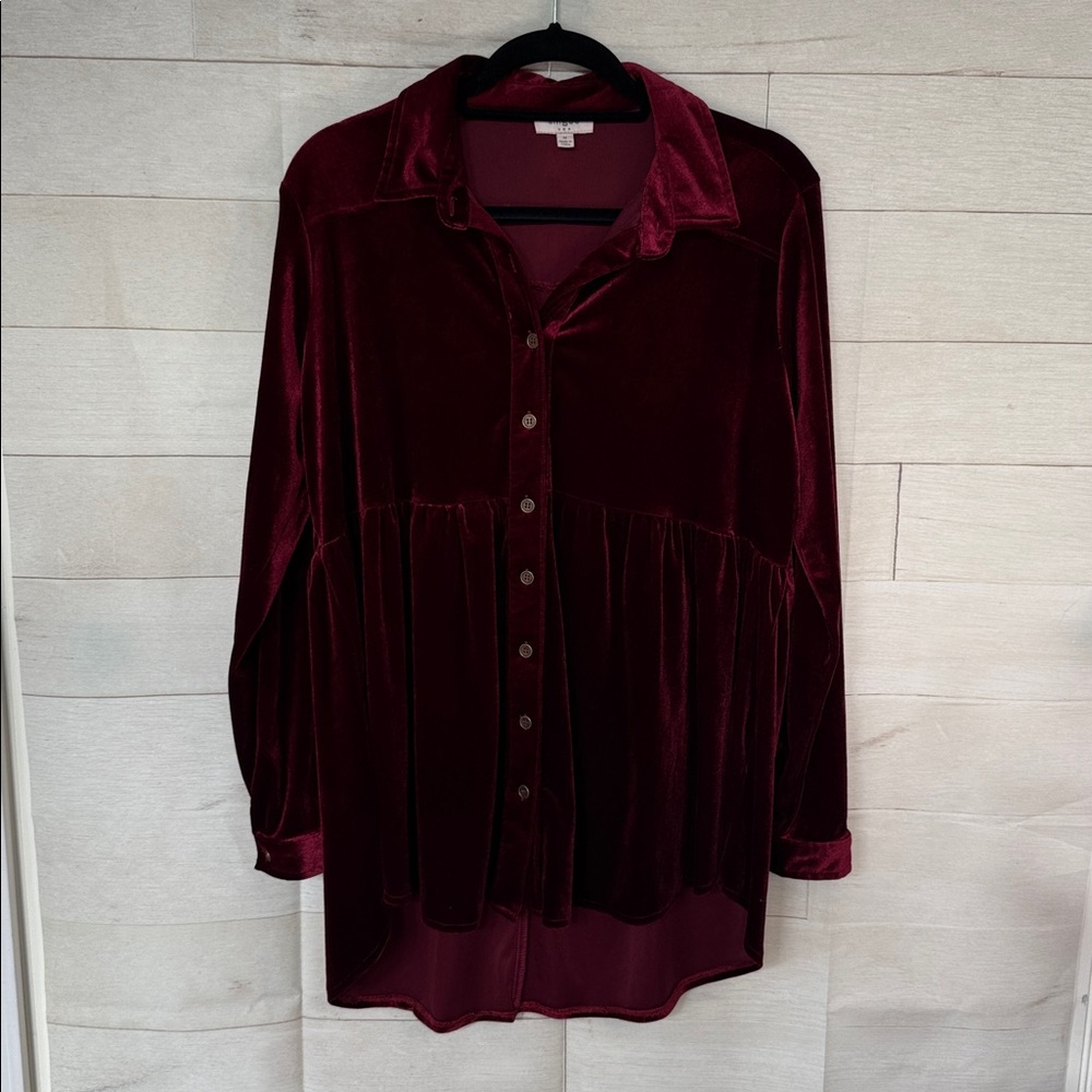 Umgee Burgundy Button-Up Velvet tunic Top size M